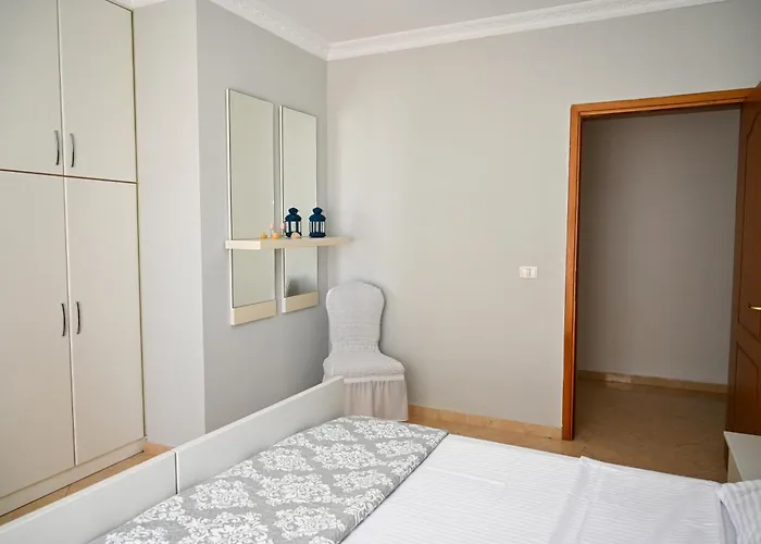 公寓 Roza's Durrës